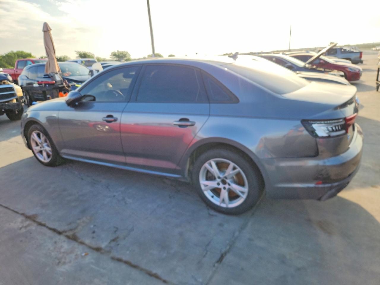 2018 AUDI A4
