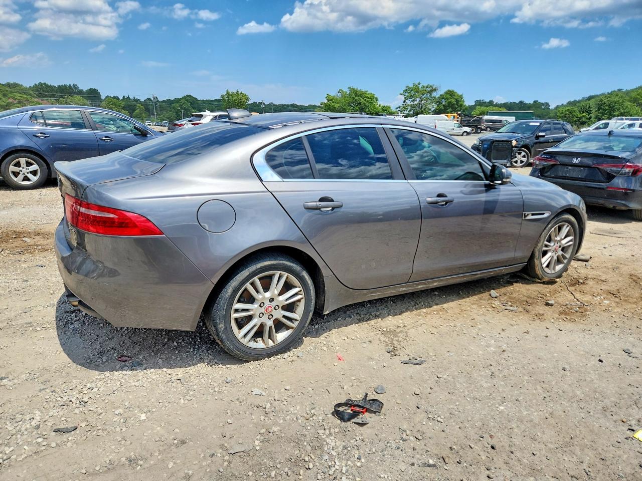 2019 JAGUAR XE