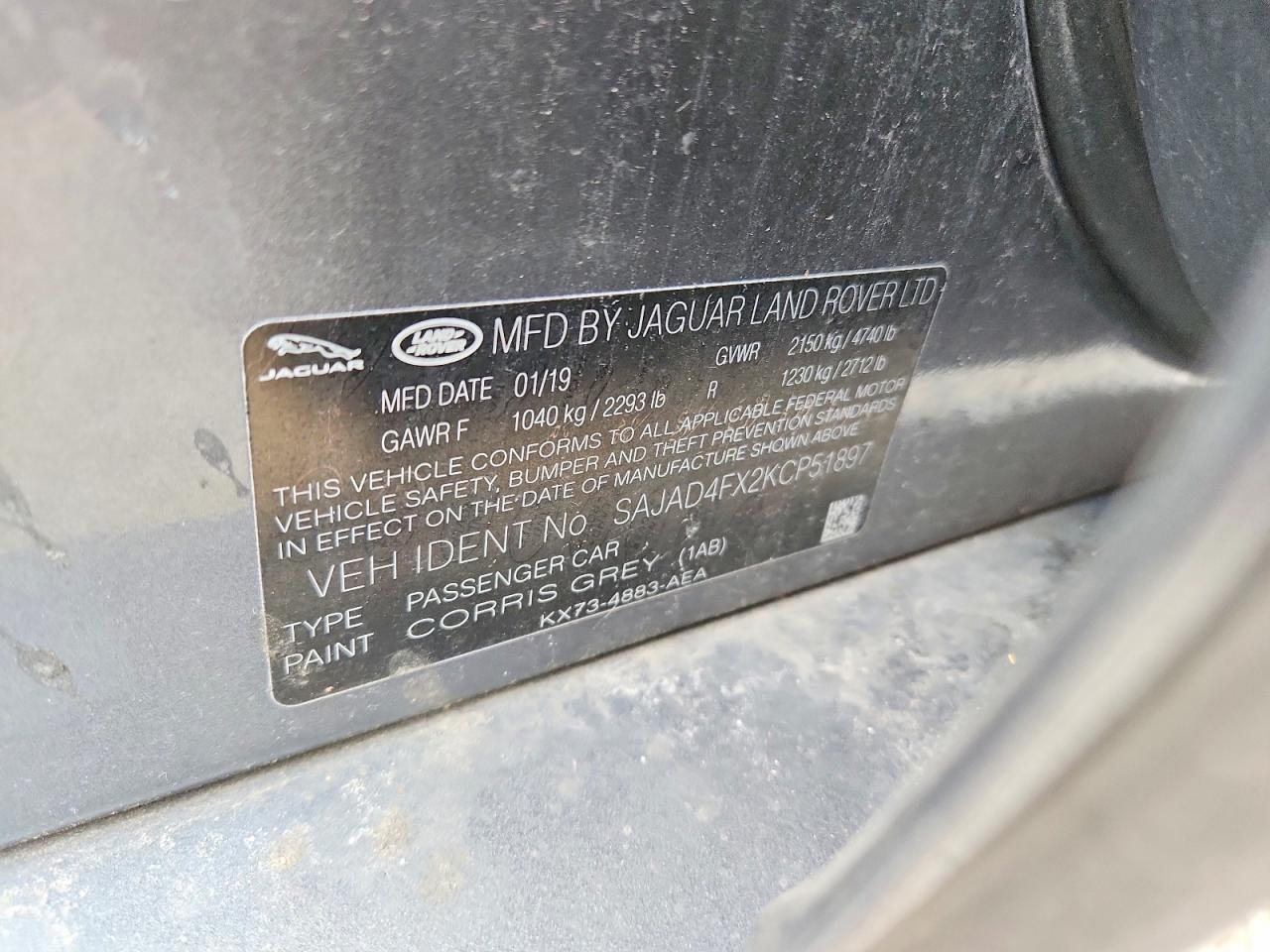 2019 JAGUAR XE