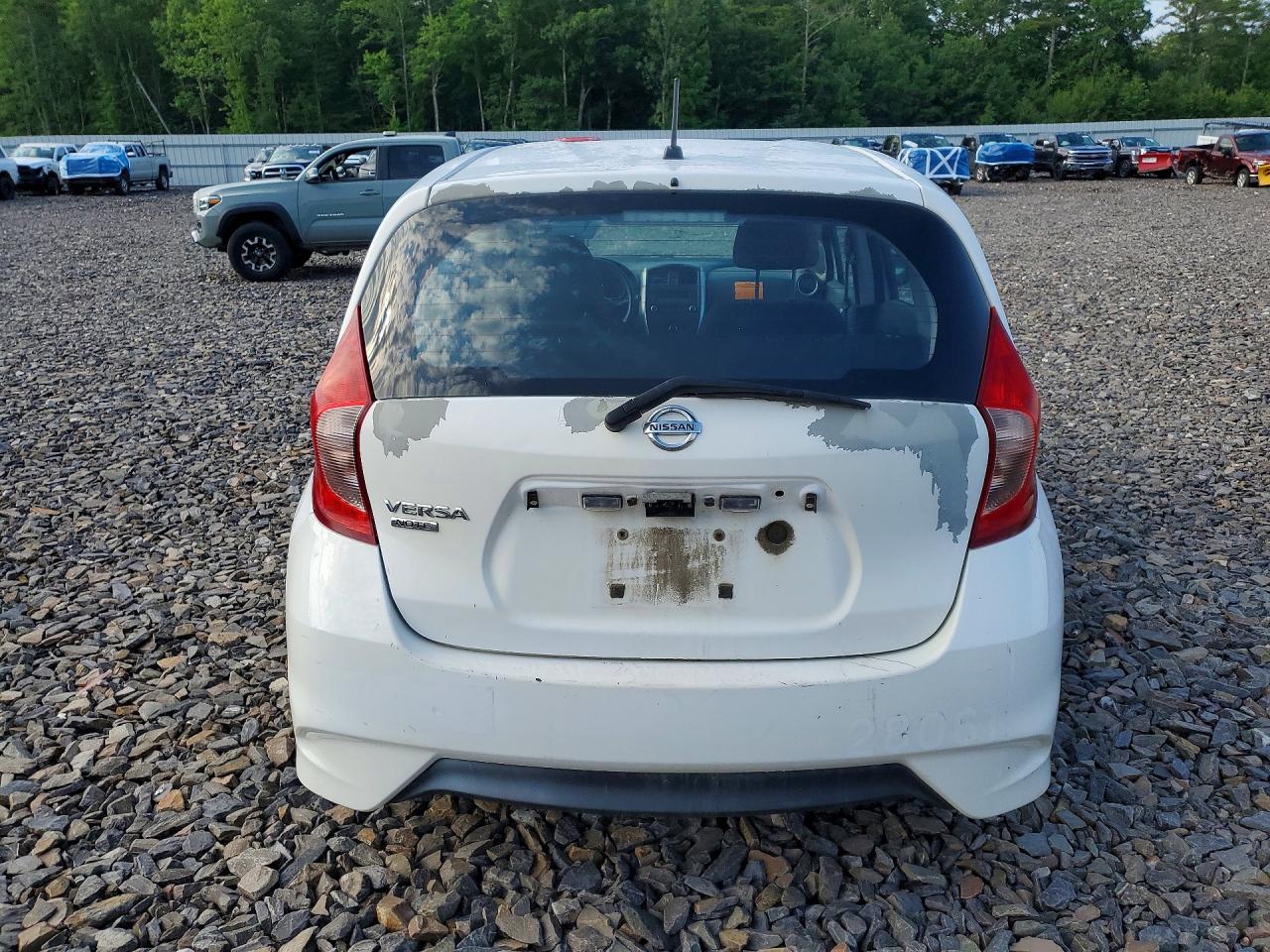 2018 NISSAN VERSA