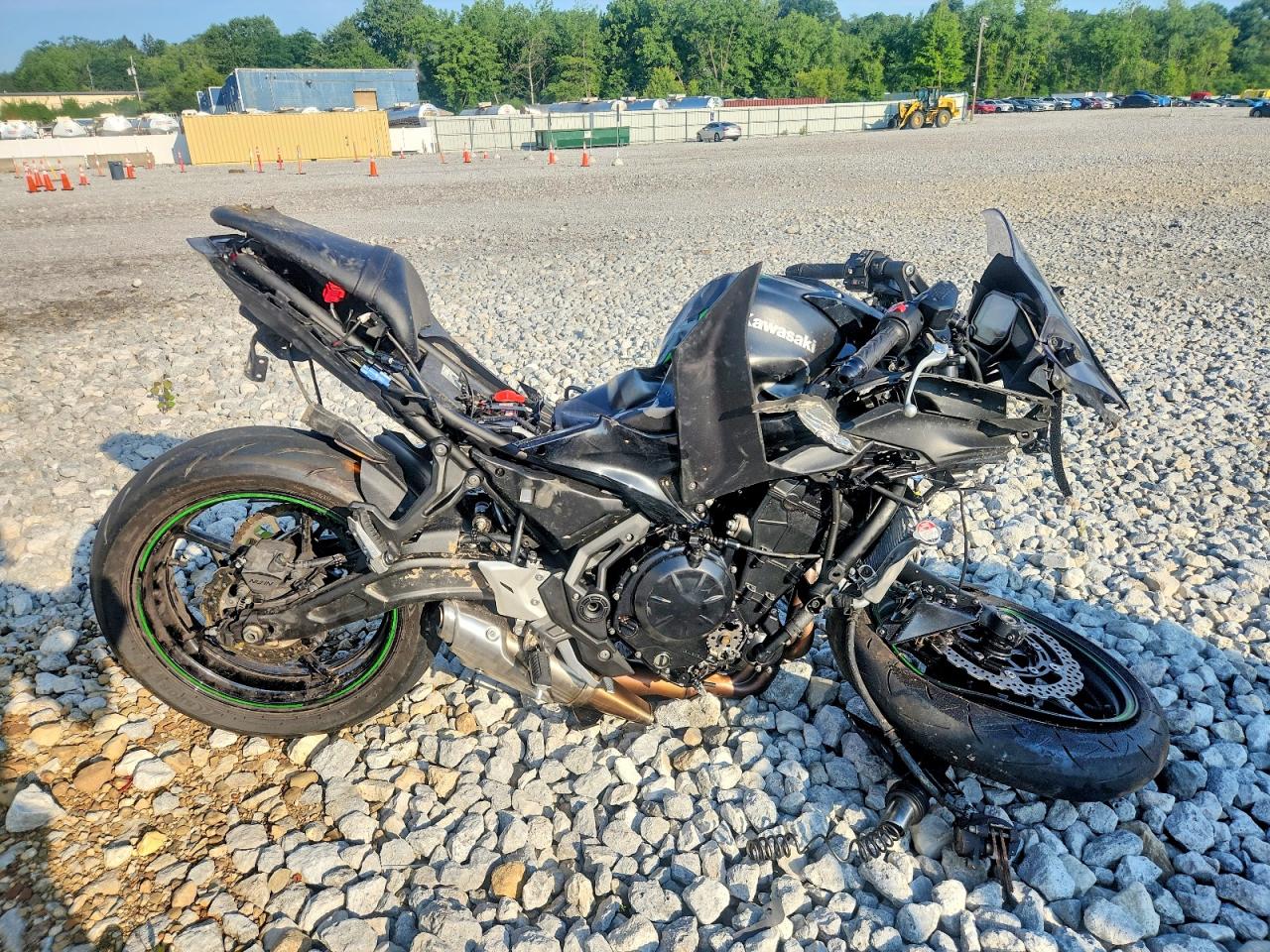2024 KAWASAKI EX650 R