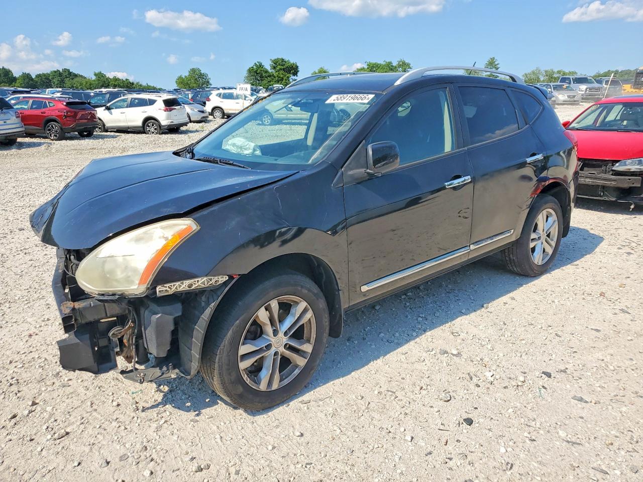 2013 NISSAN ROGUE S