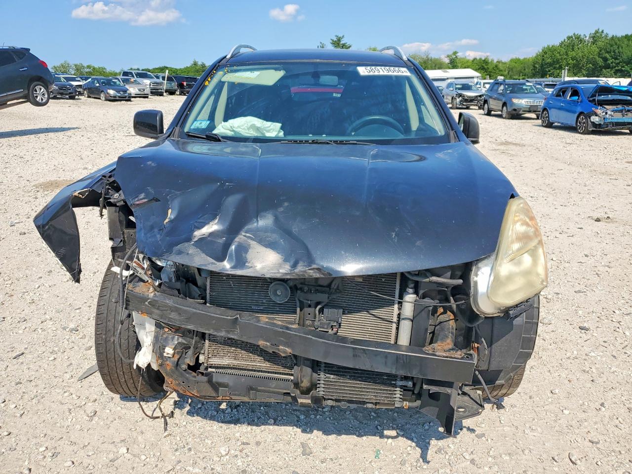 2013 NISSAN ROGUE S