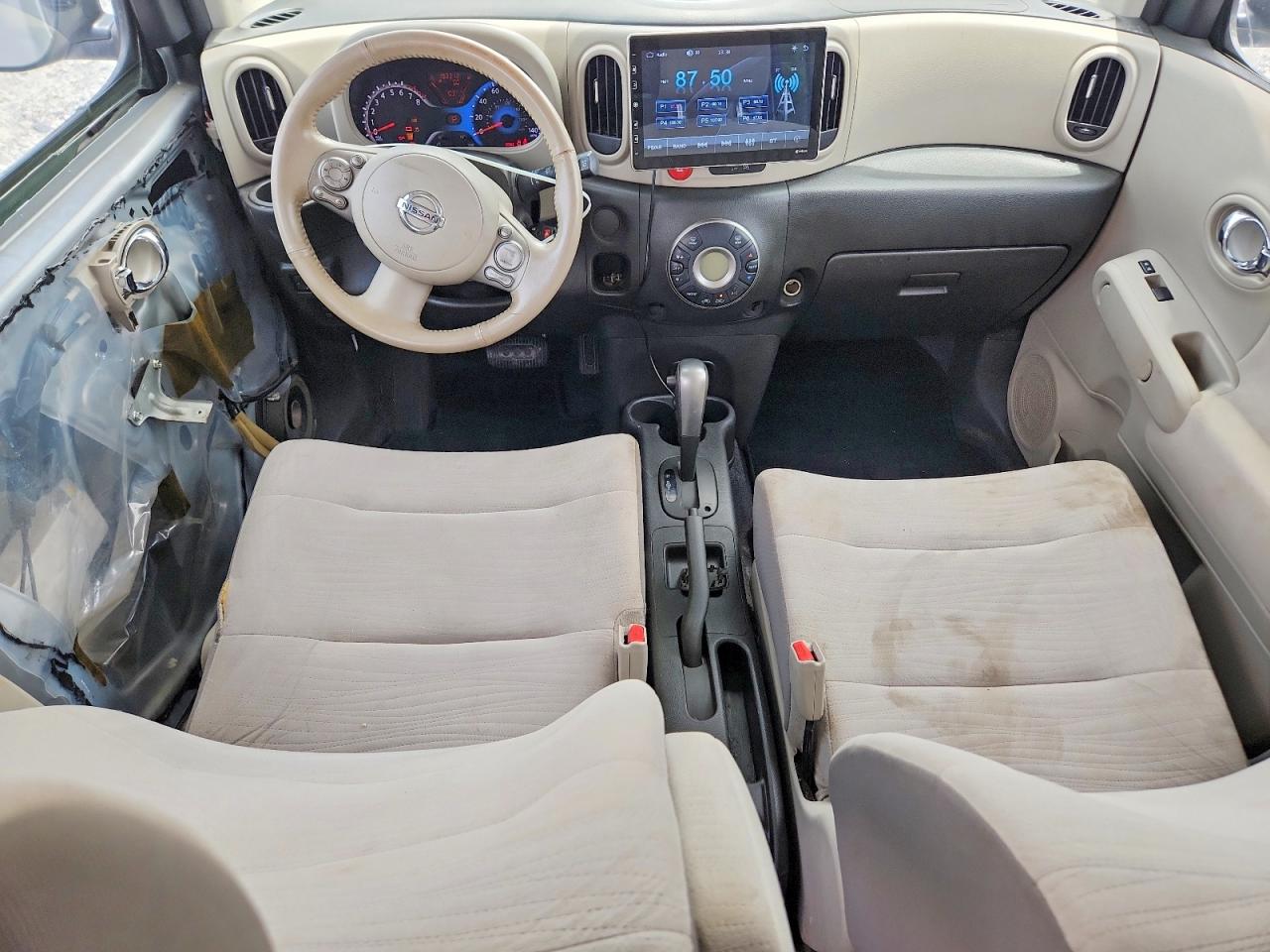 2010 NISSAN CUBE