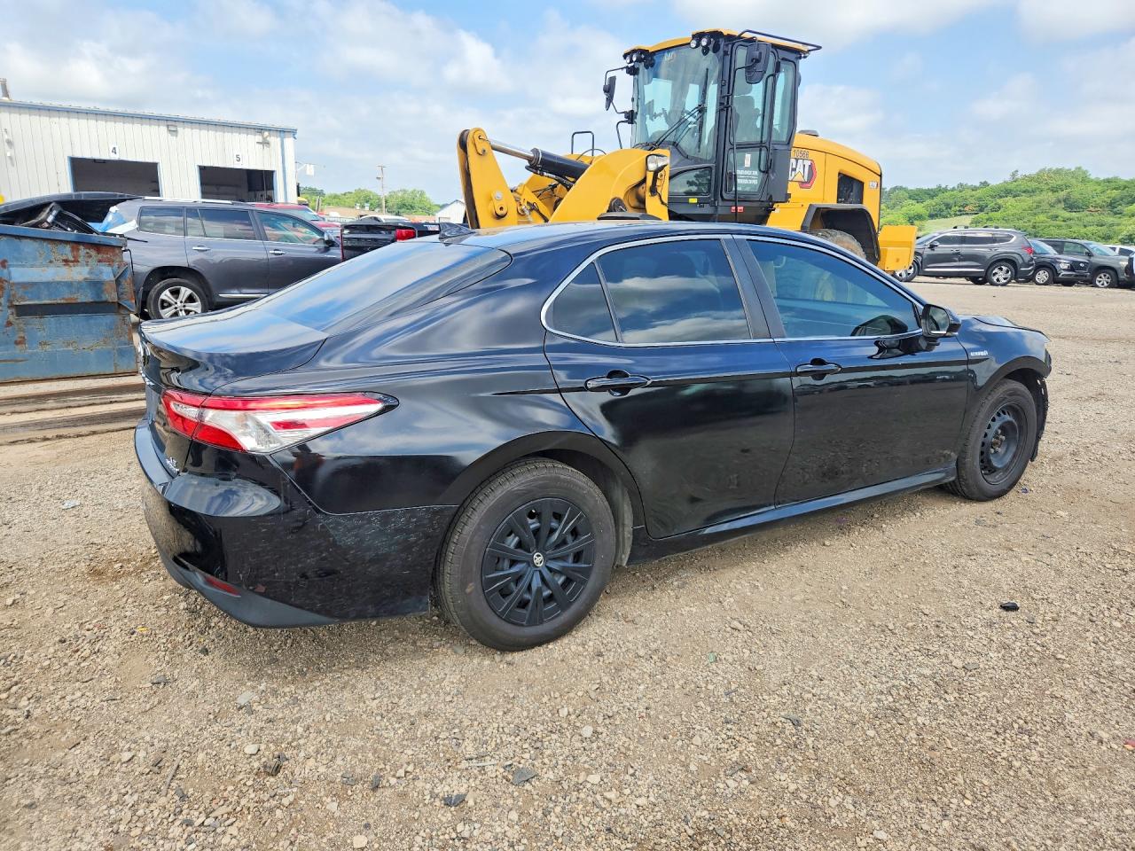 2019 TOYOTA CAMRY