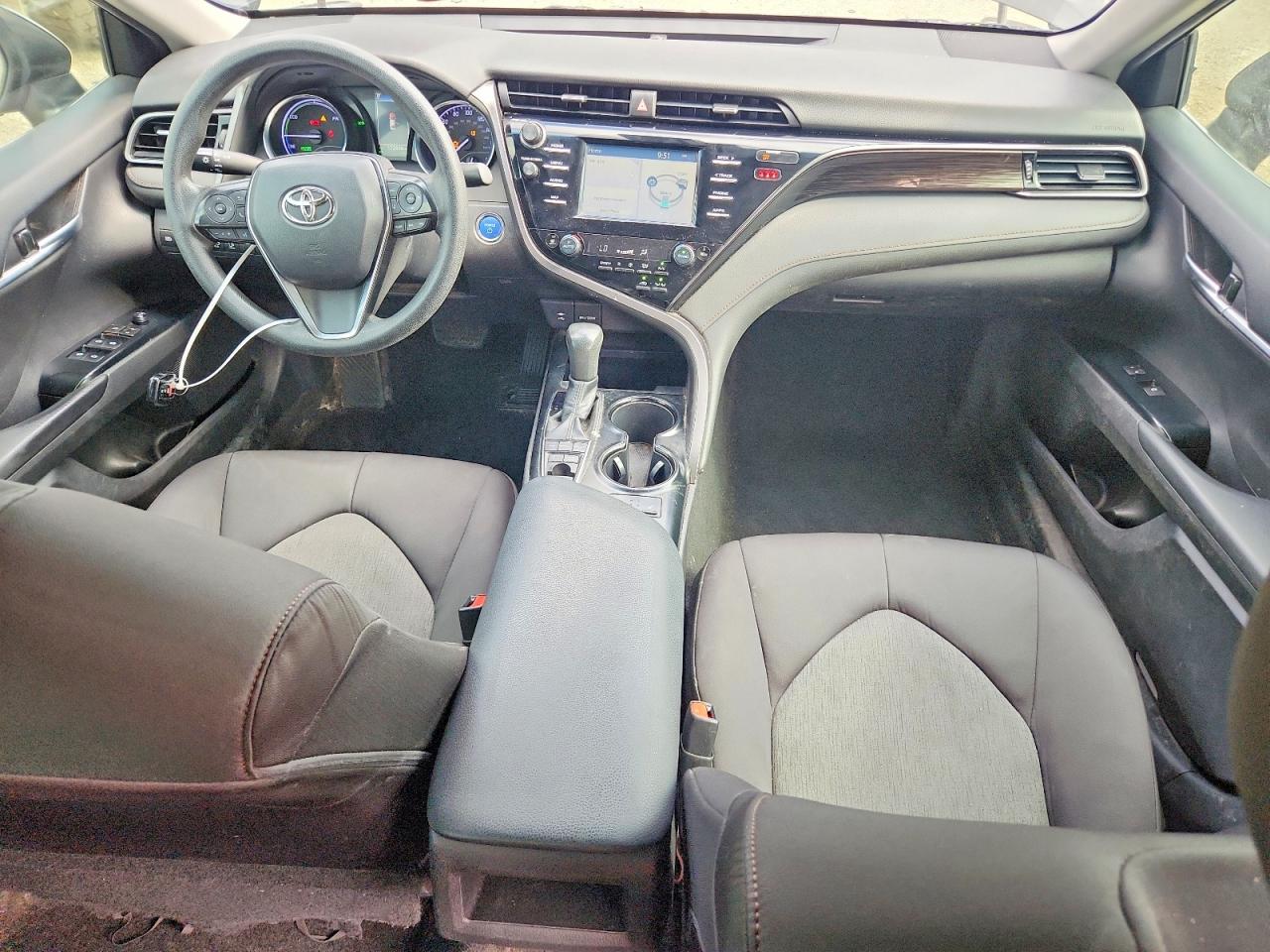 2019 TOYOTA CAMRY