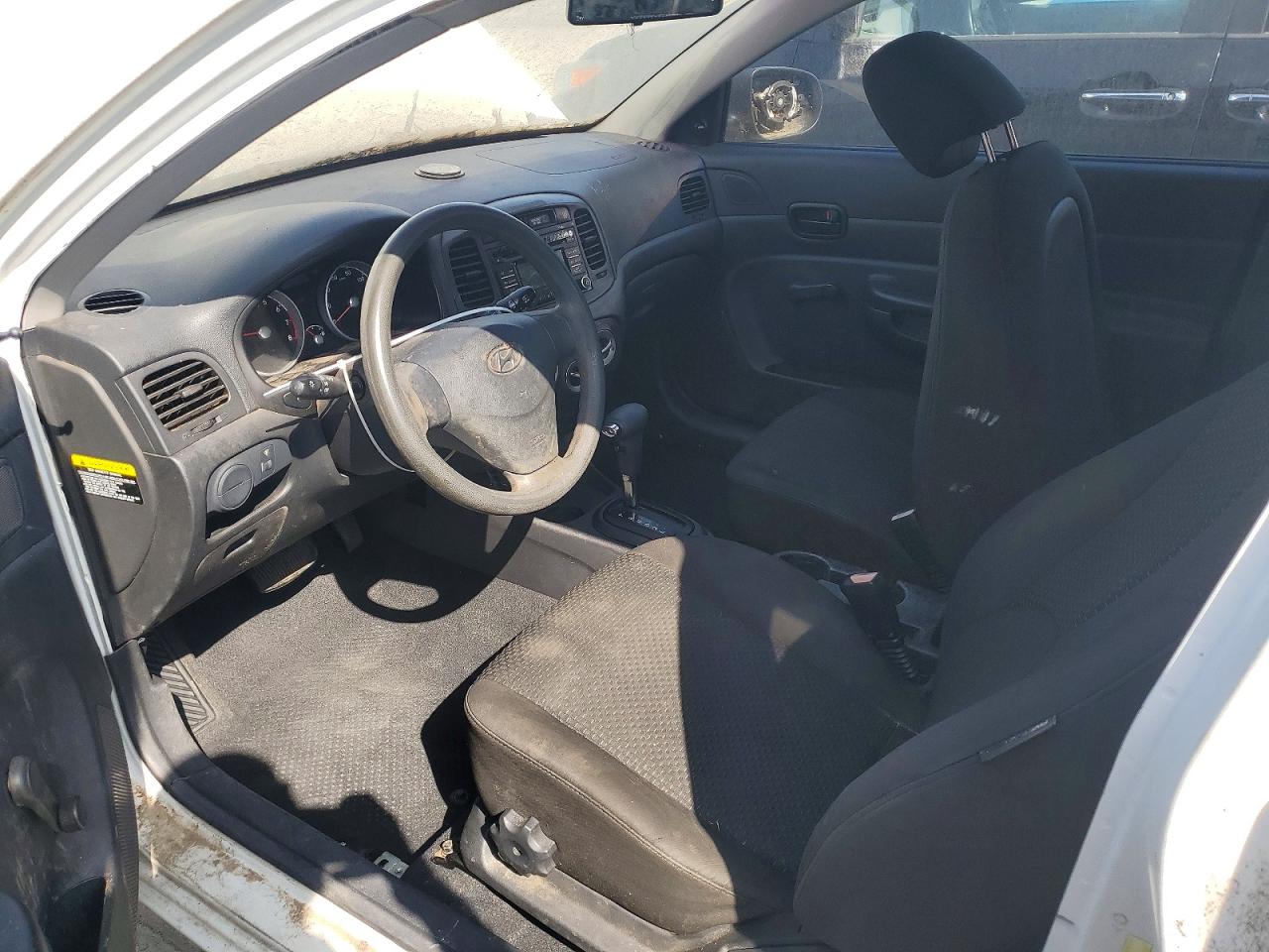 2011 HYUNDAI ACCENT
