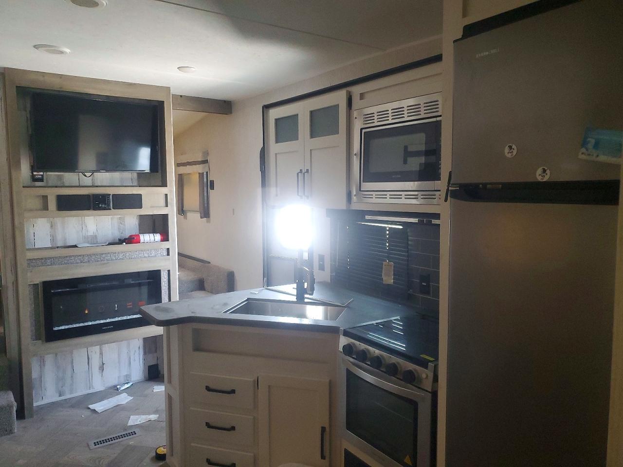 2021 PUMA 5TH WHEEL