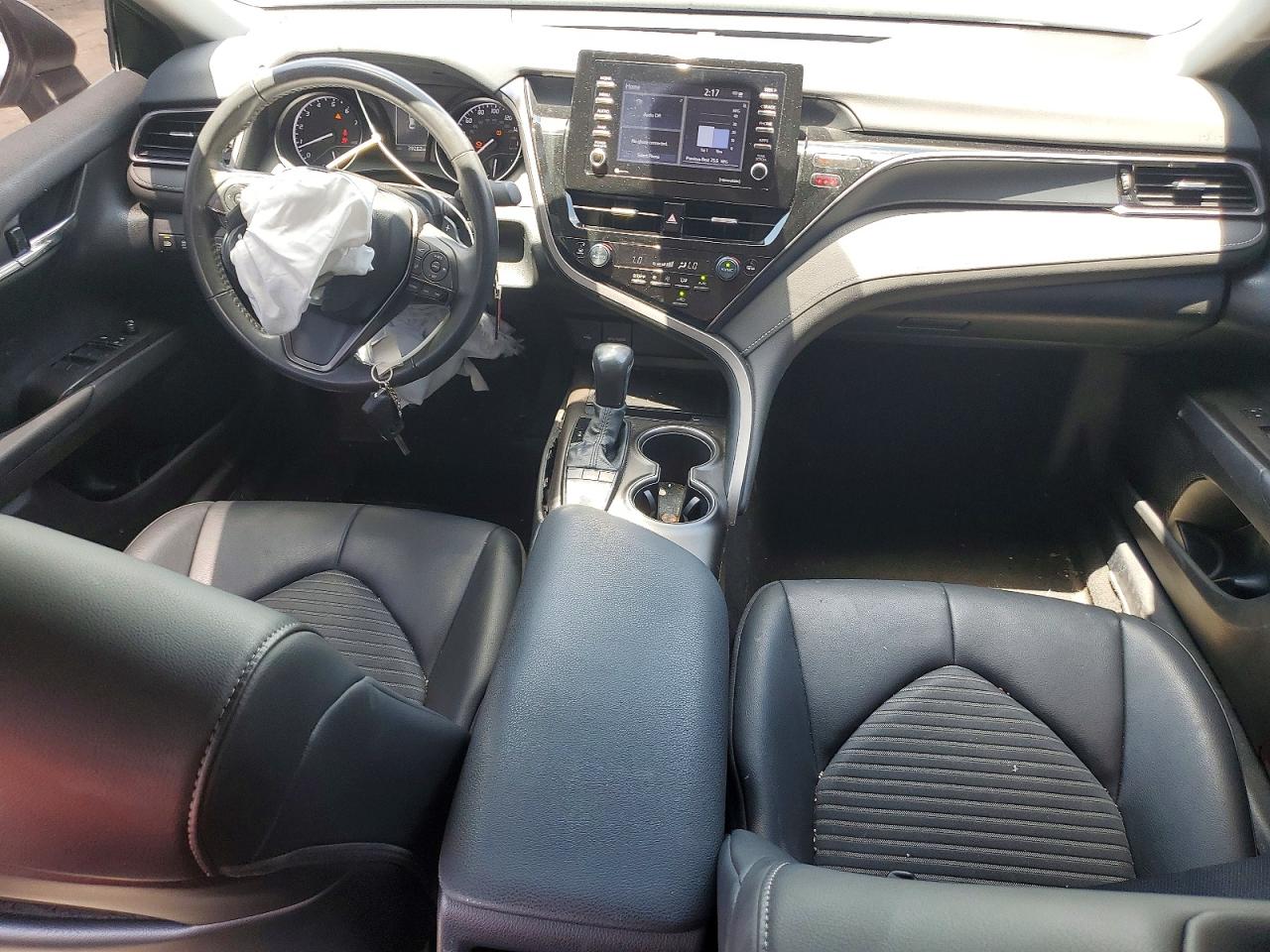 2024 TOYOTA CAMRY
