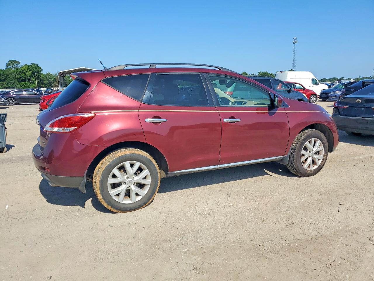 2012 NISSAN MORANO