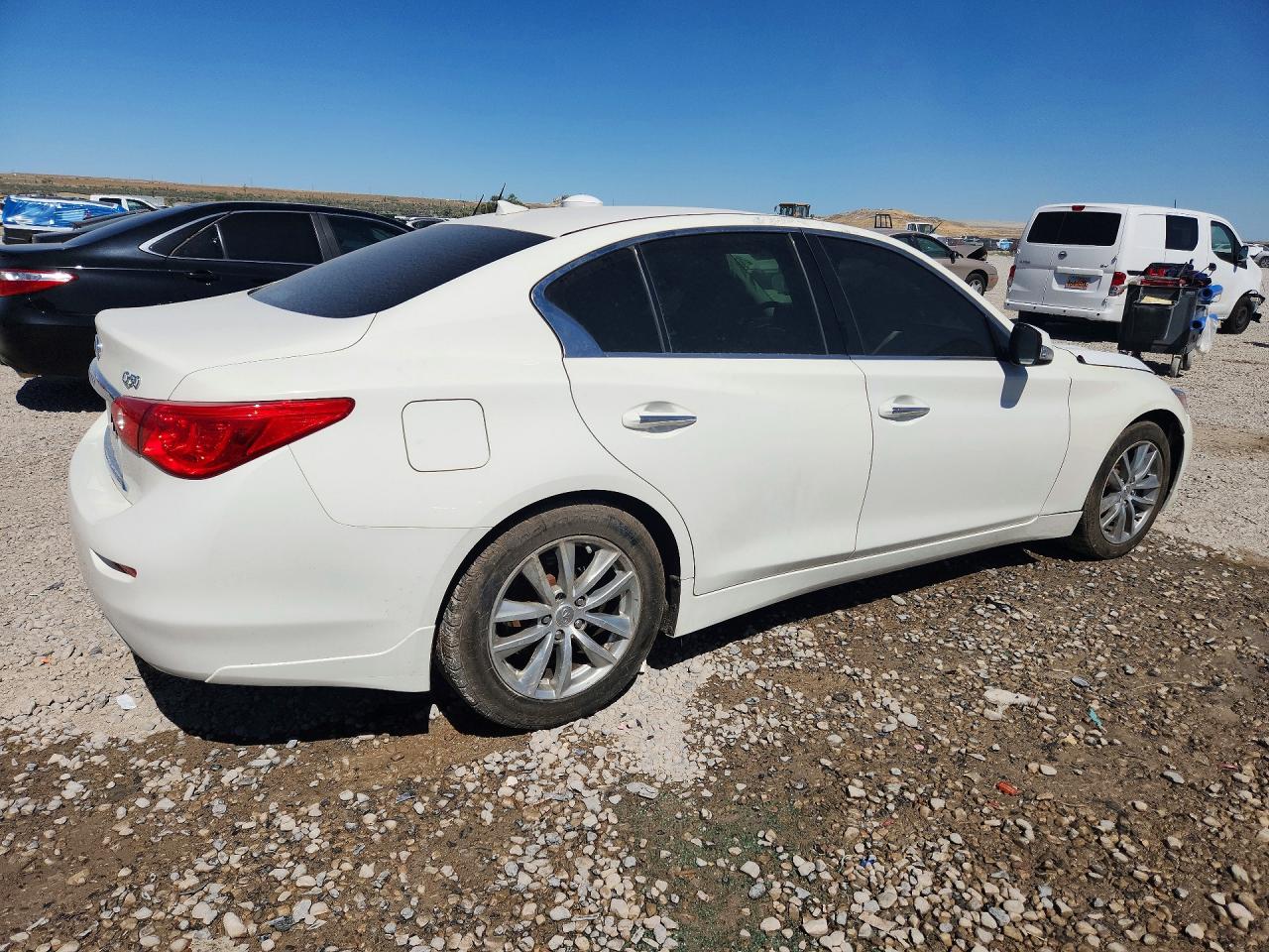 2017 INFINITI Q50 3.0T P