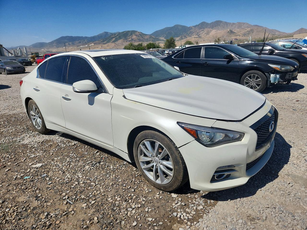 2017 INFINITI Q50 3.0T P