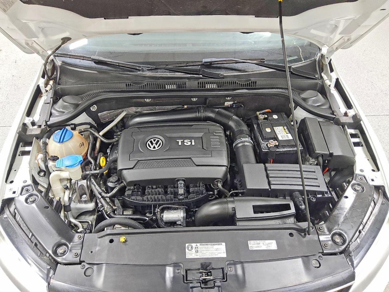 2016 VOLKSWAGEN JETTA