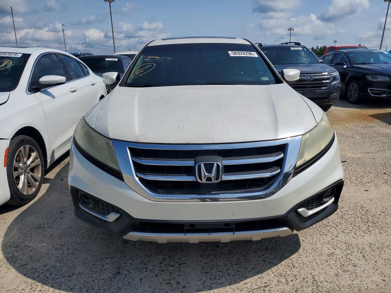 2015 HONDA CROSSTOUR