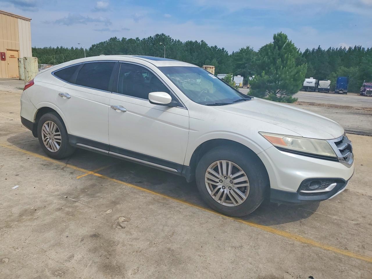 2015 HONDA CROSSTOUR