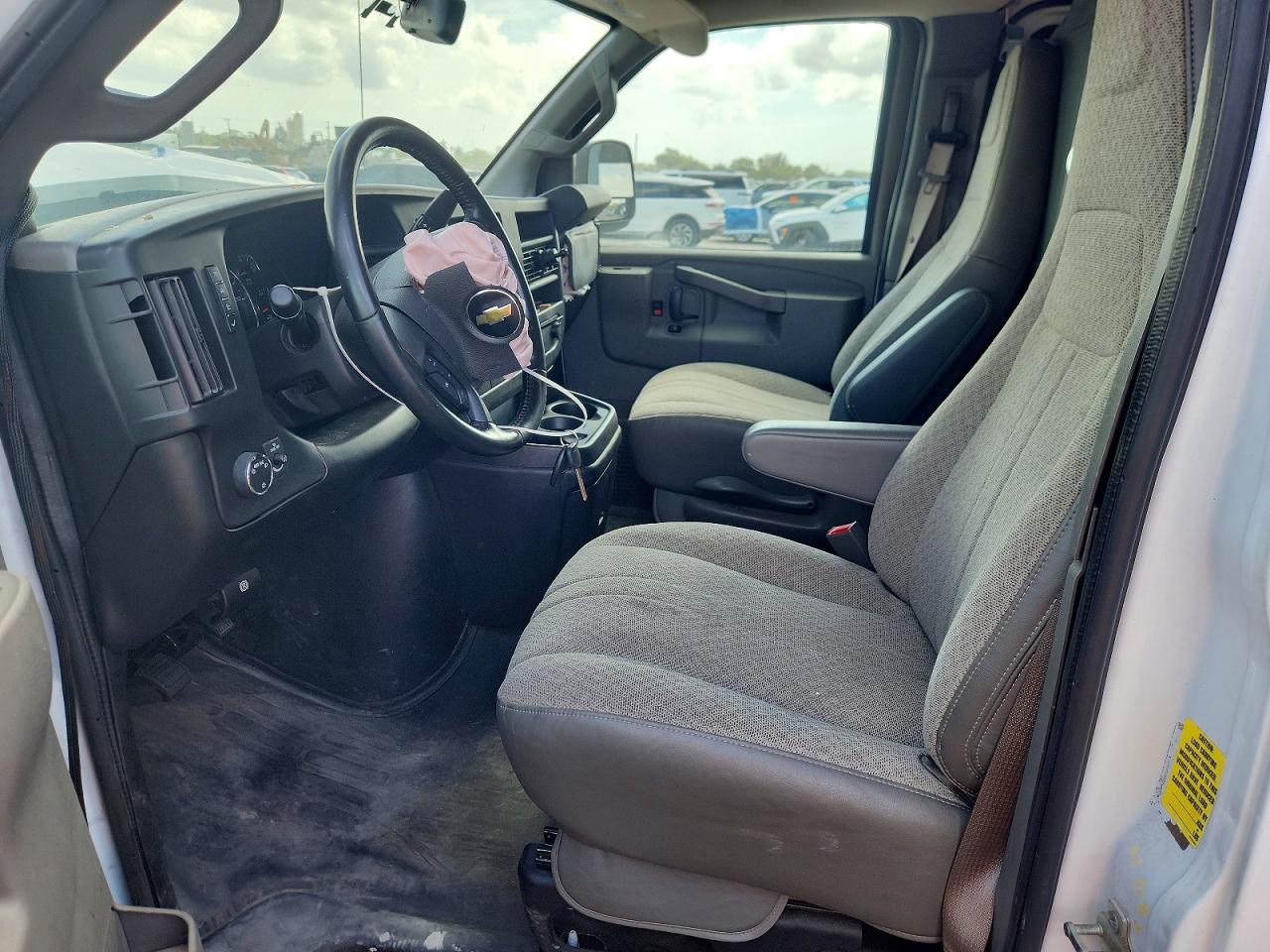 2021 CHEVROLET EXPRESS