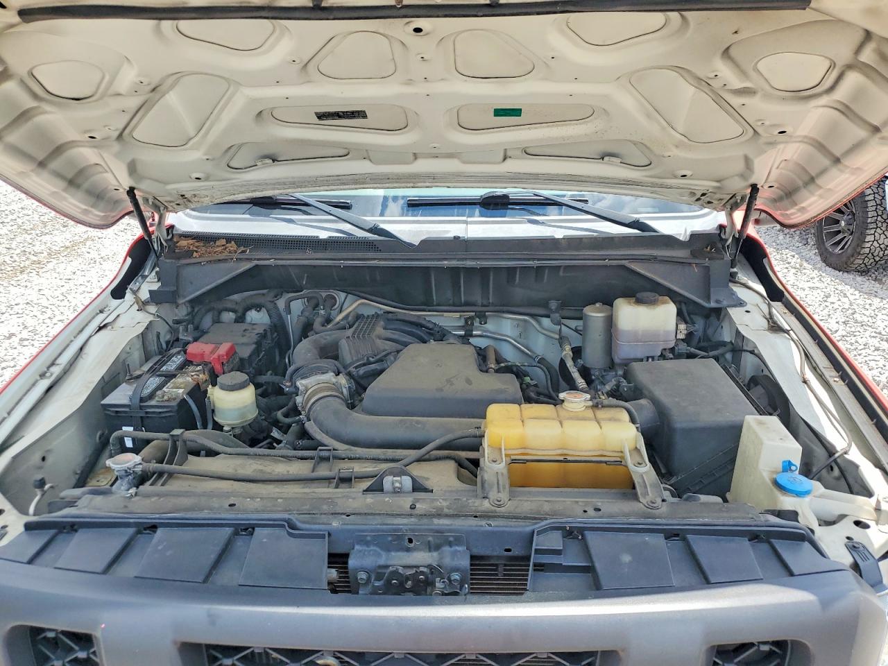 2017 NISSAN NV