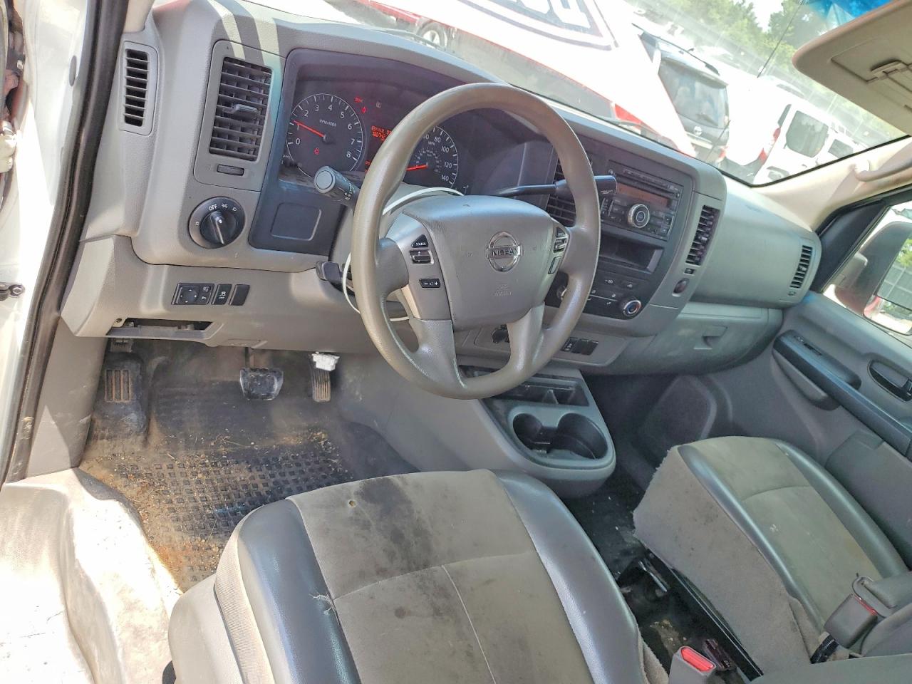 2017 NISSAN NV