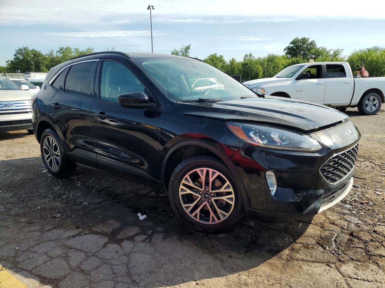 2020 FORD ESCAPE