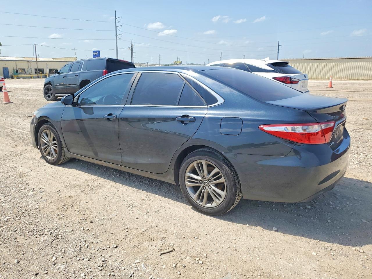 2017 TOYOTA CAMRY