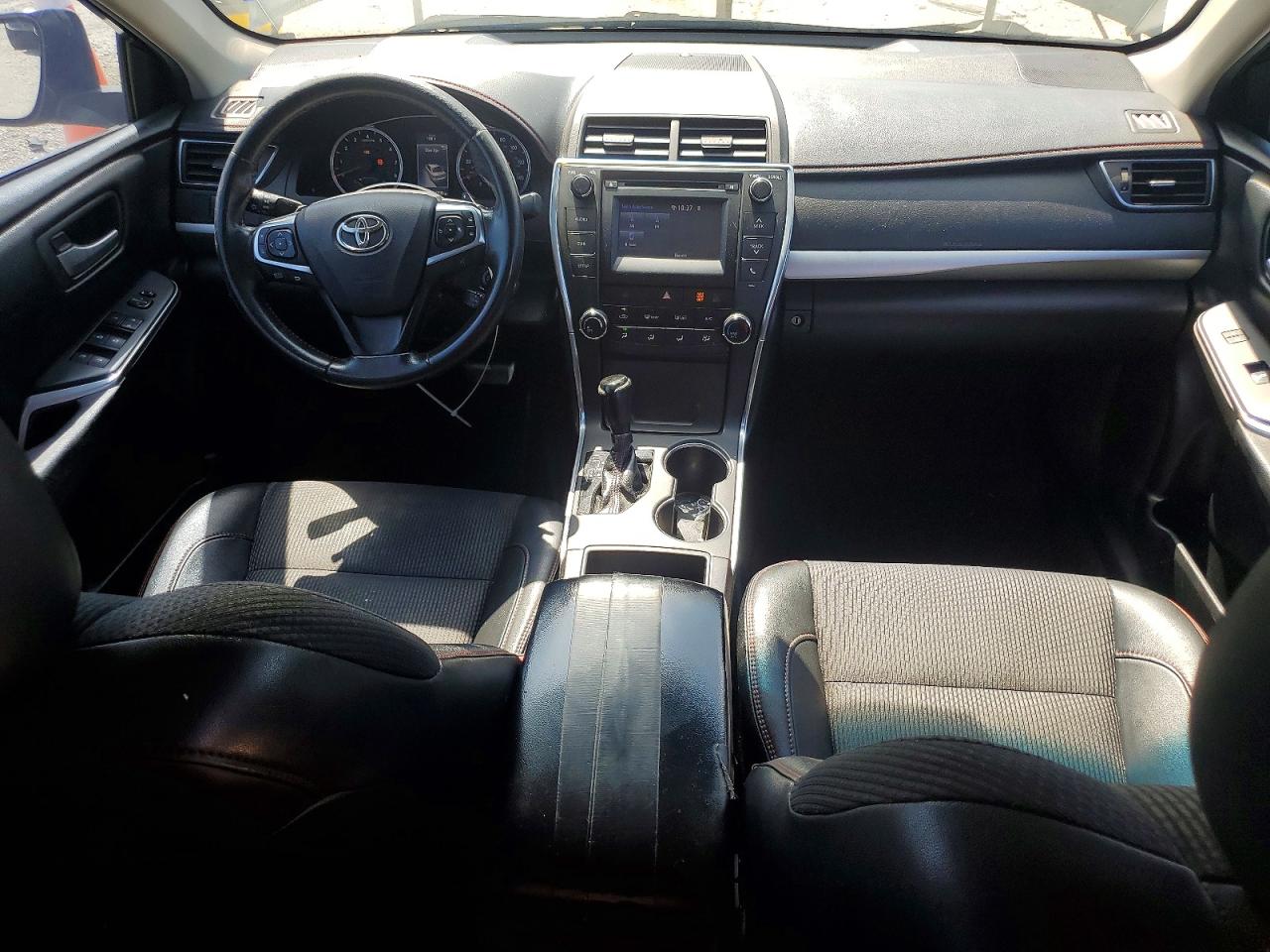 2017 TOYOTA CAMRY