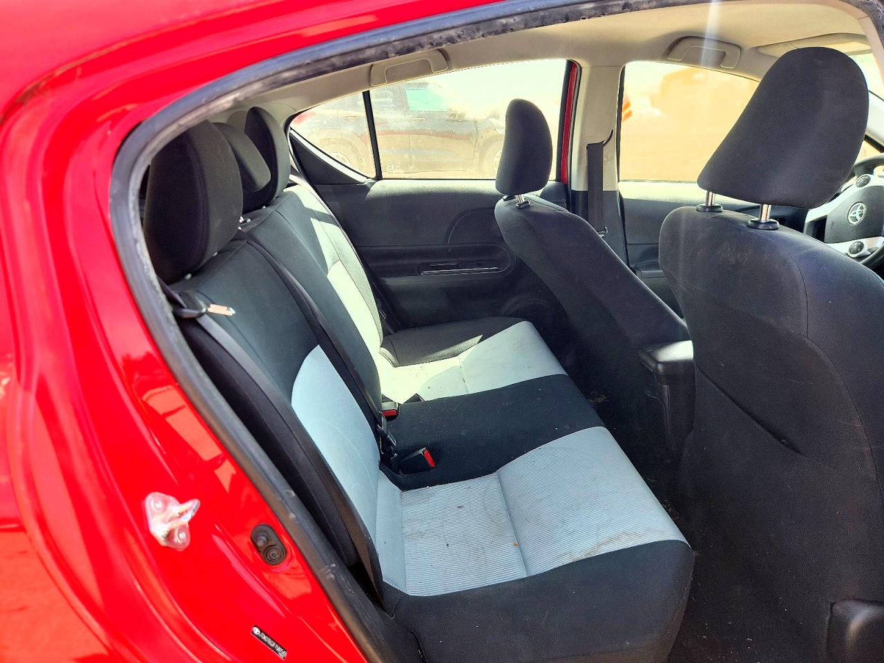 2015 TOYOTA PRIUS