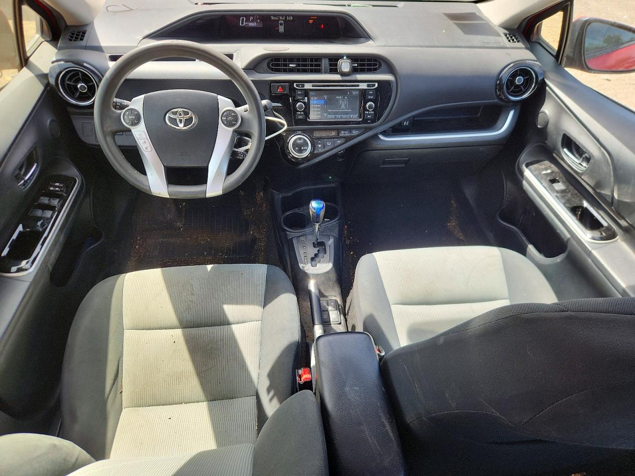 2015 TOYOTA PRIUS