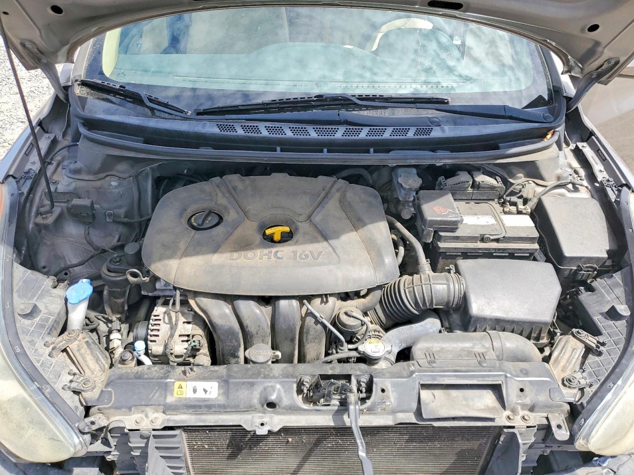 2013 HYUNDAI ELANTRA