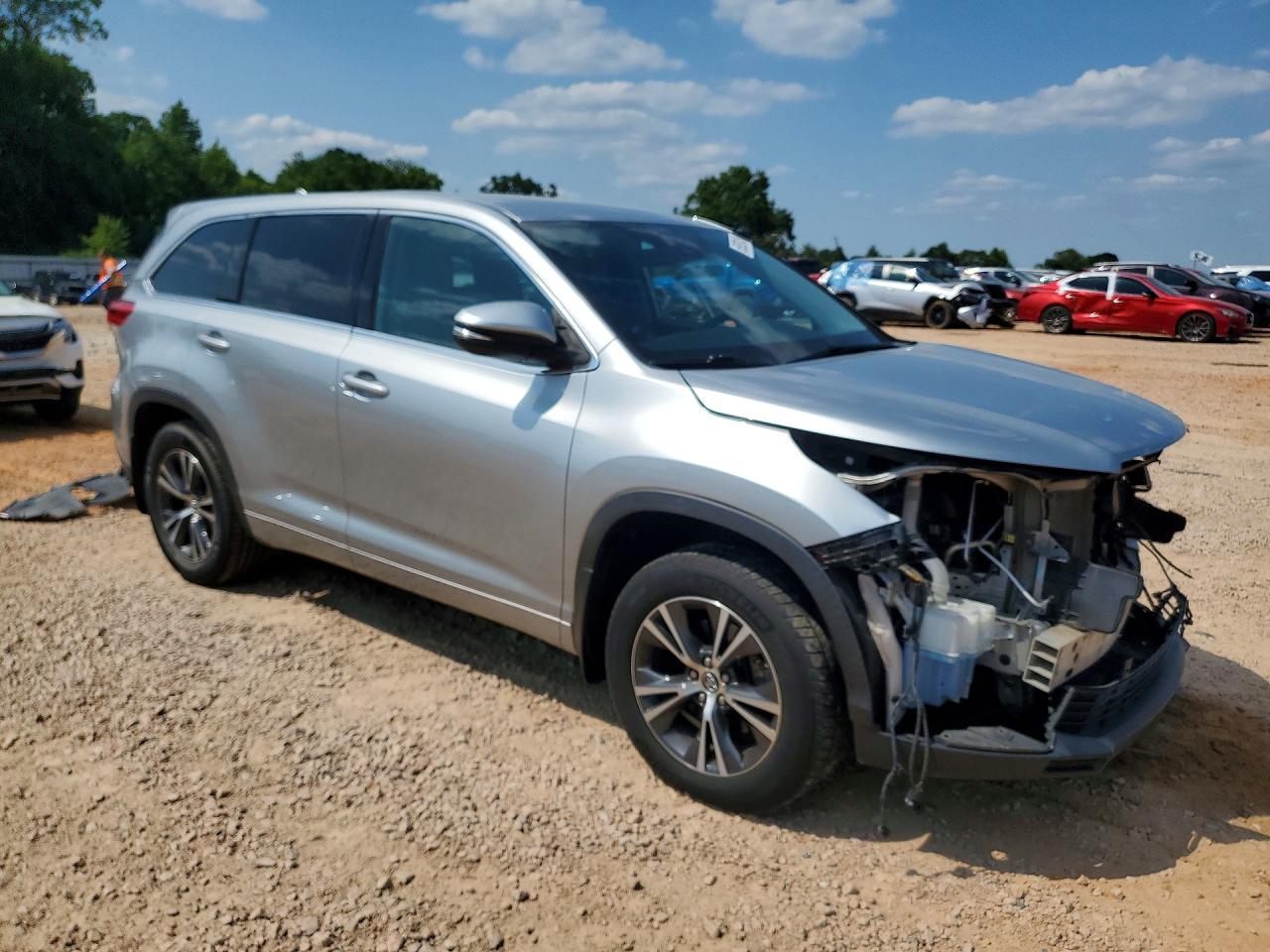 2018 TOYOTA HIGHLANDER