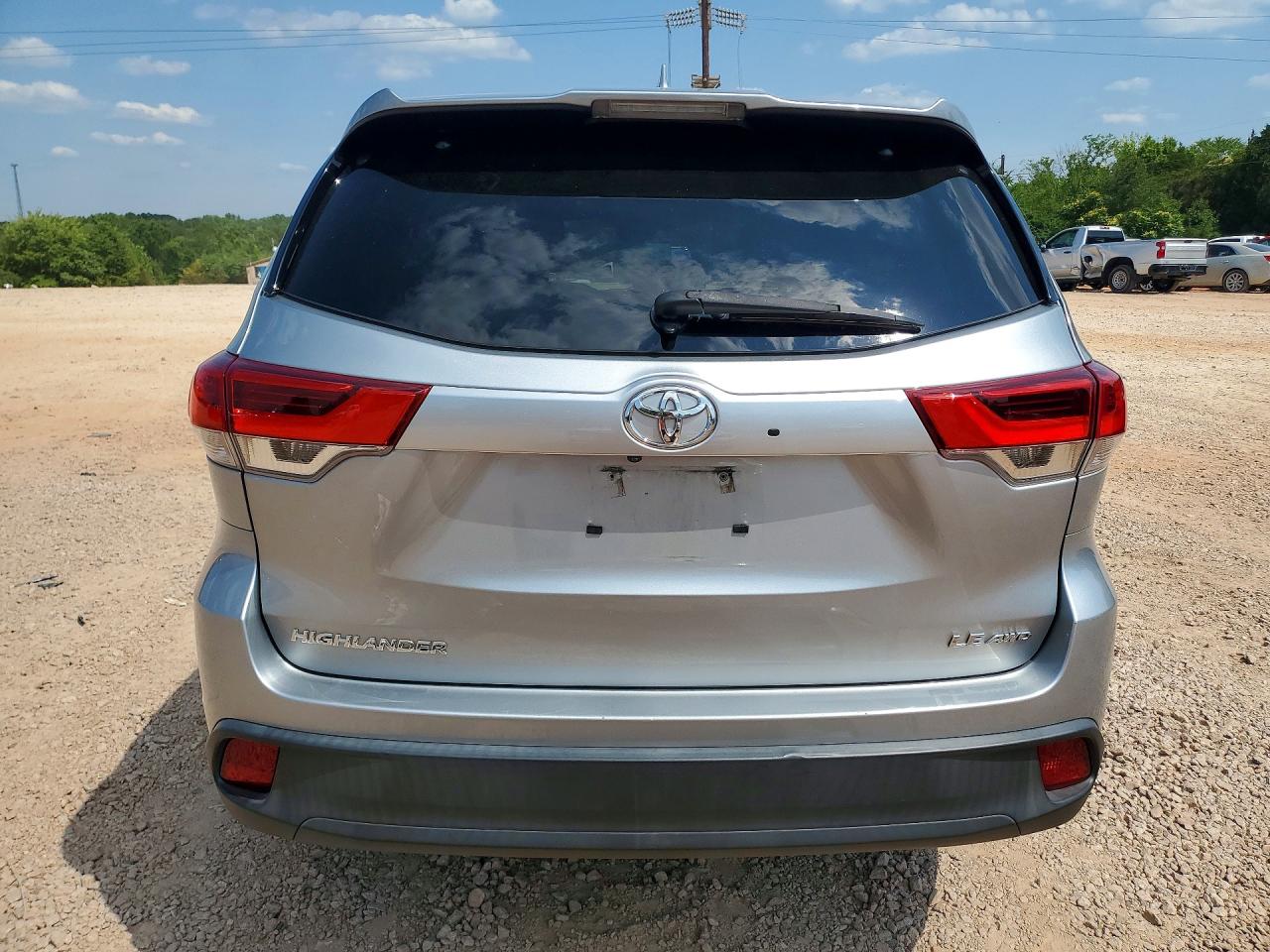 2018 TOYOTA HIGHLANDER