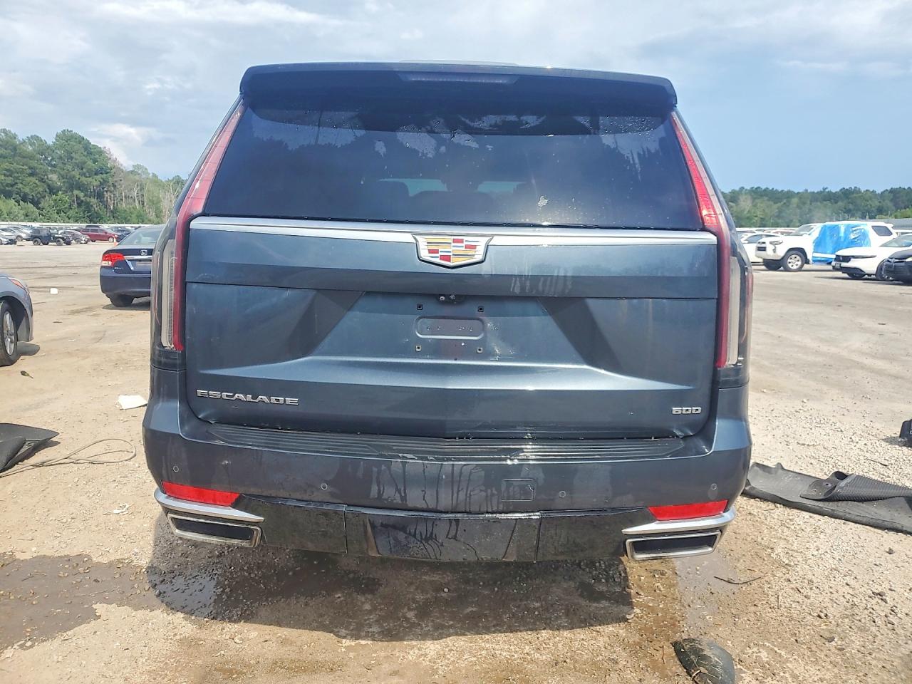2021 CADILLAC ESCALADE