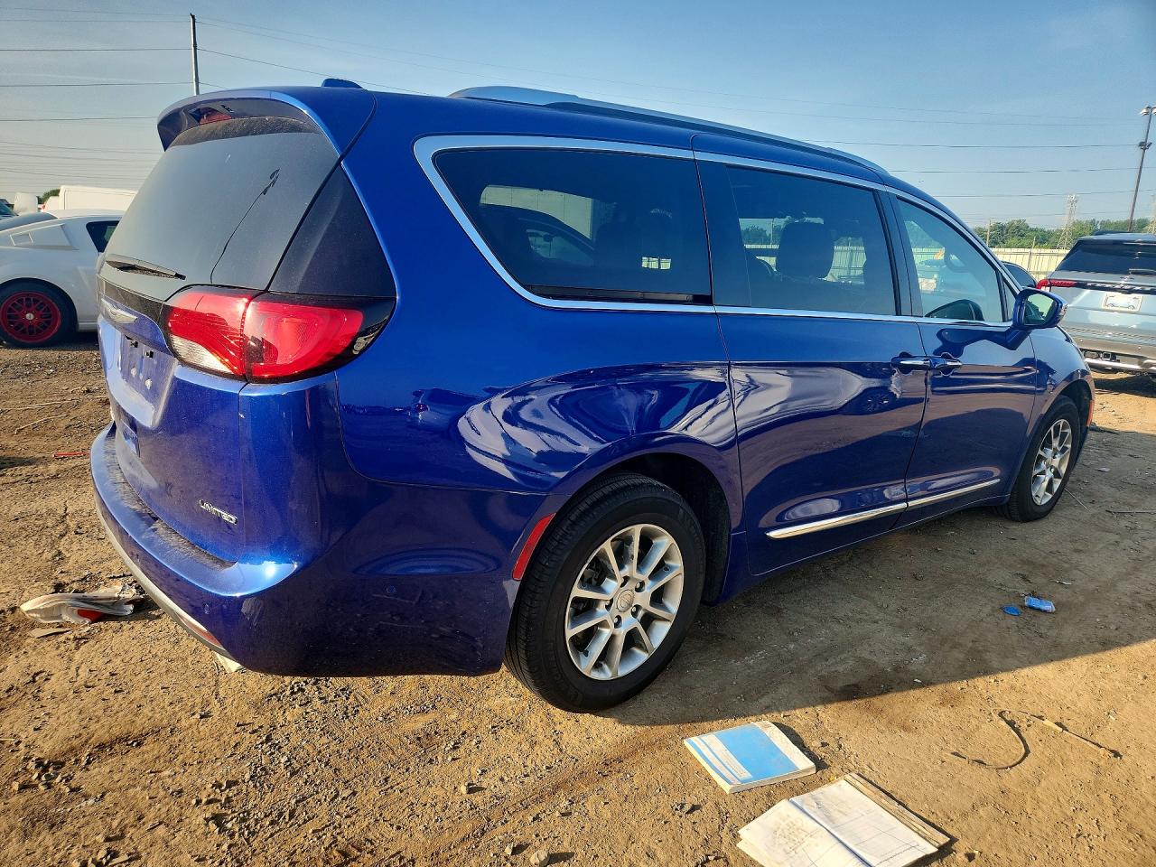 2020 CHRYSLER PACIFICA