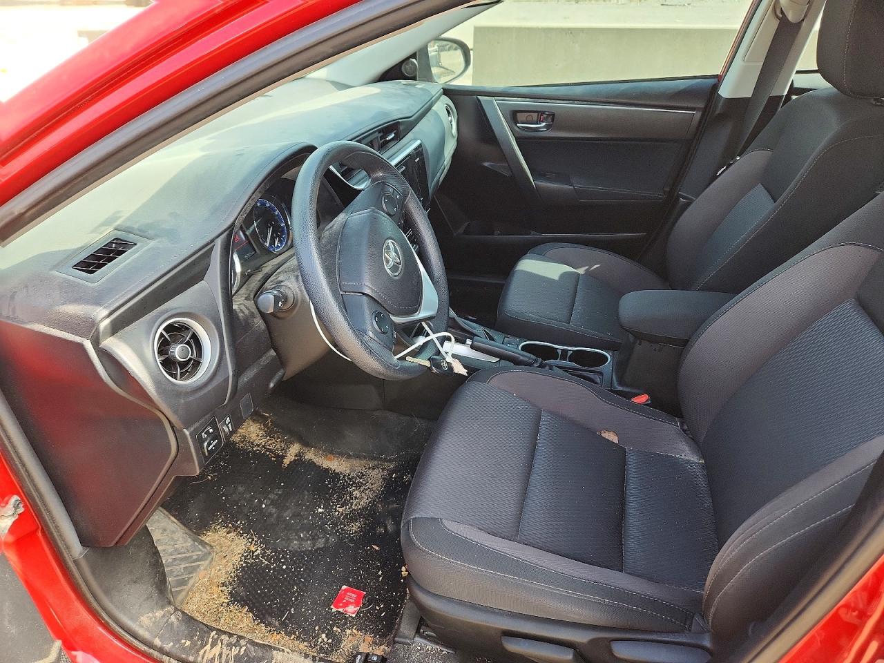 2017 TOYOTA COROLLA