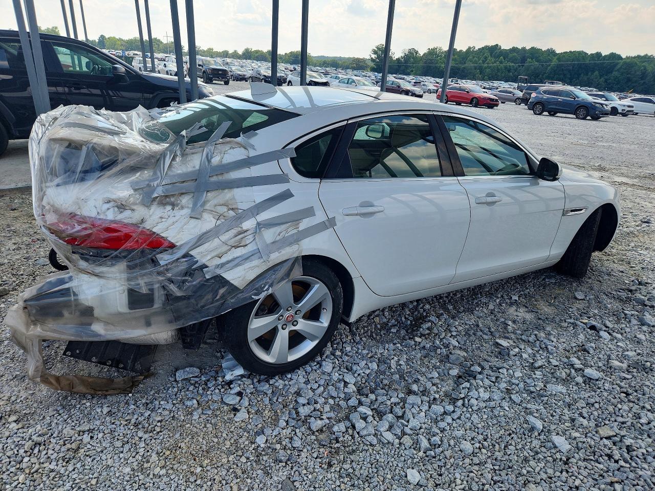 2018 JAGUAR XF