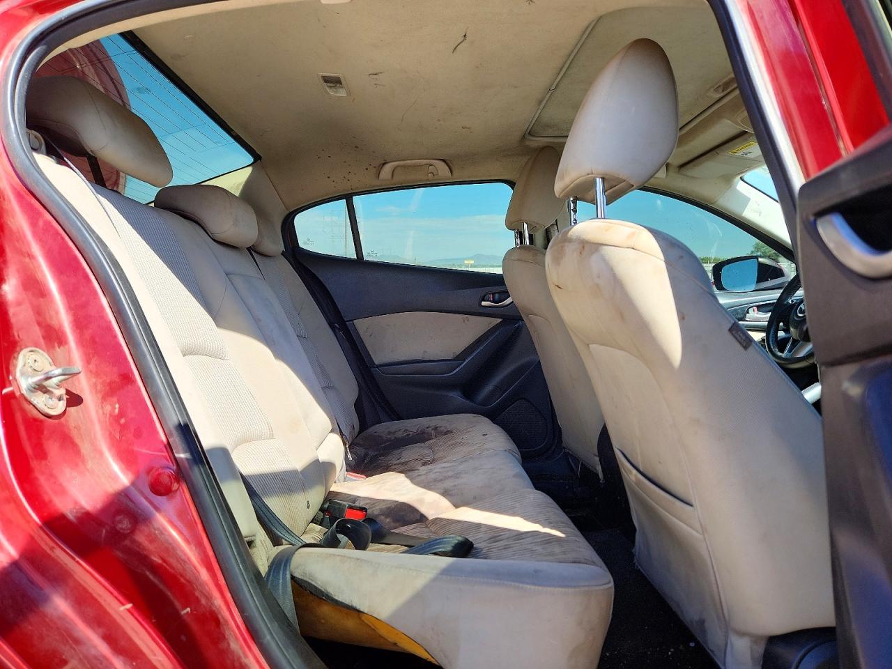 2015 MAZDA 3