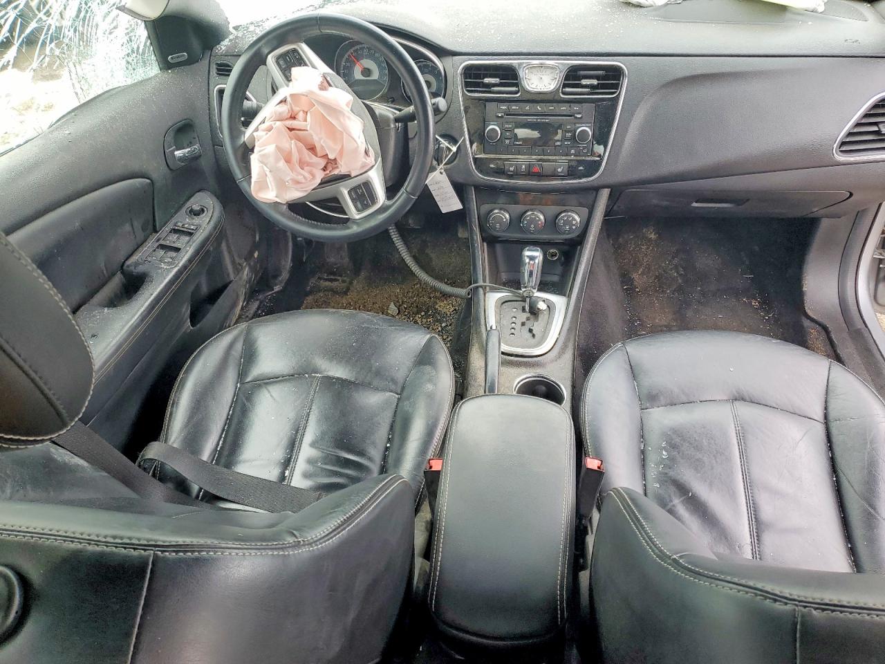 2014 CHRYSLER 200