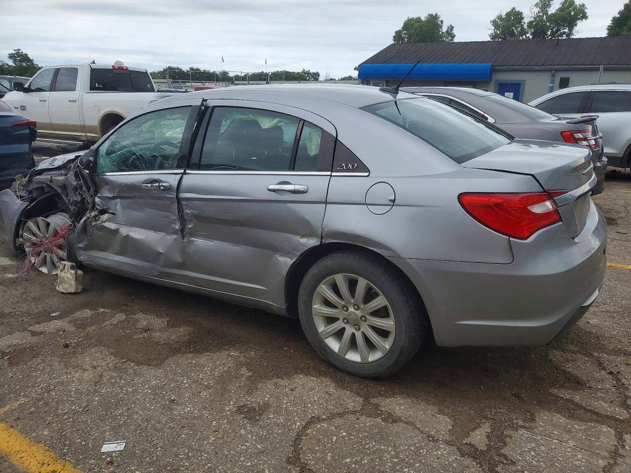 2014 CHRYSLER 200
