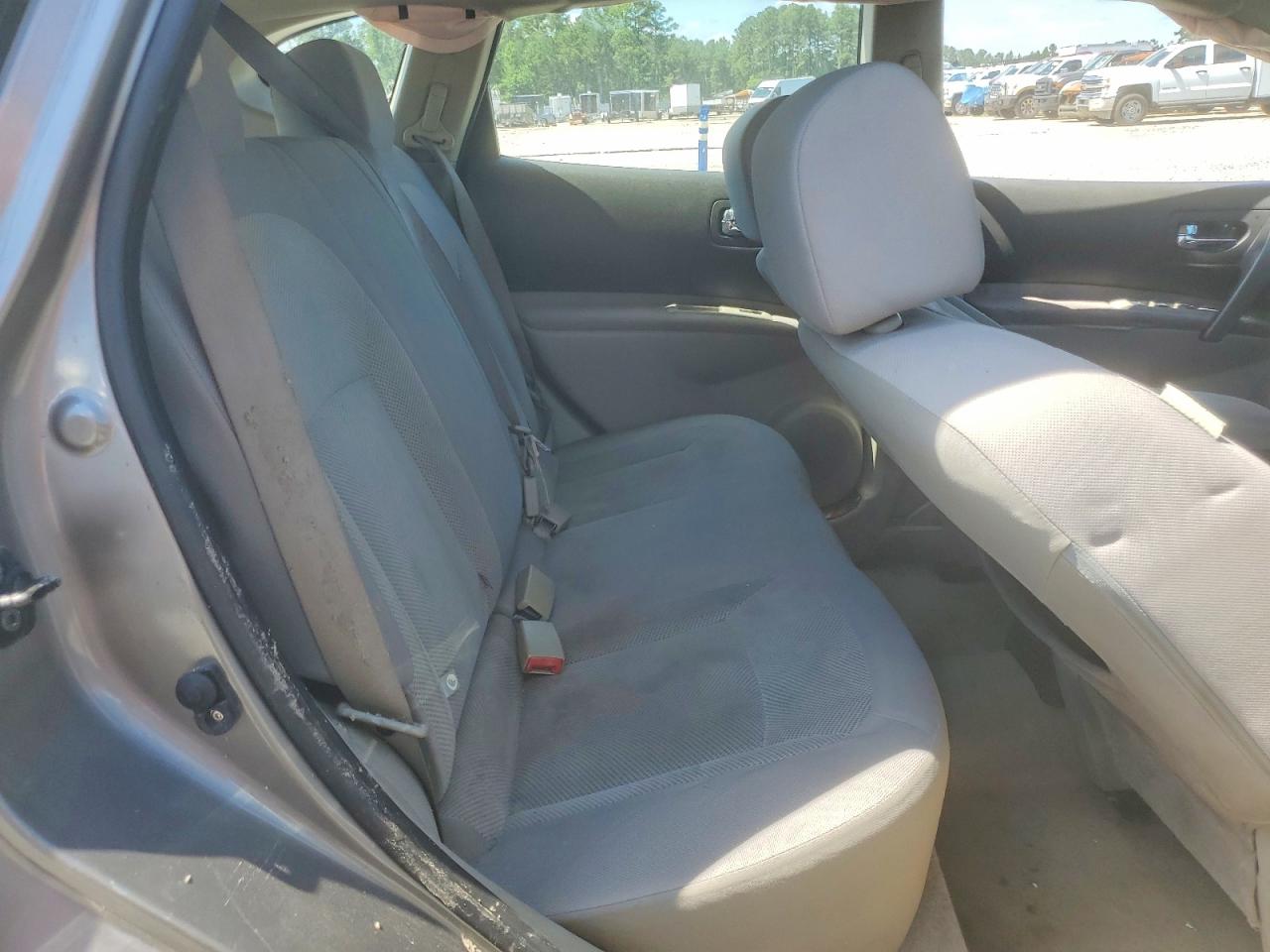 2013 NISSAN ROGUE