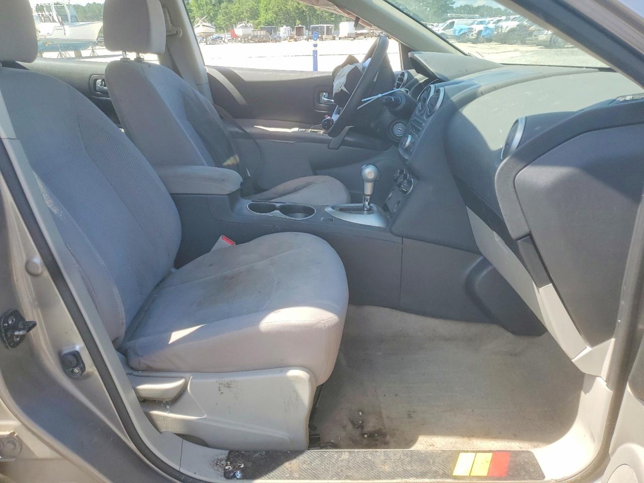 2013 NISSAN ROGUE