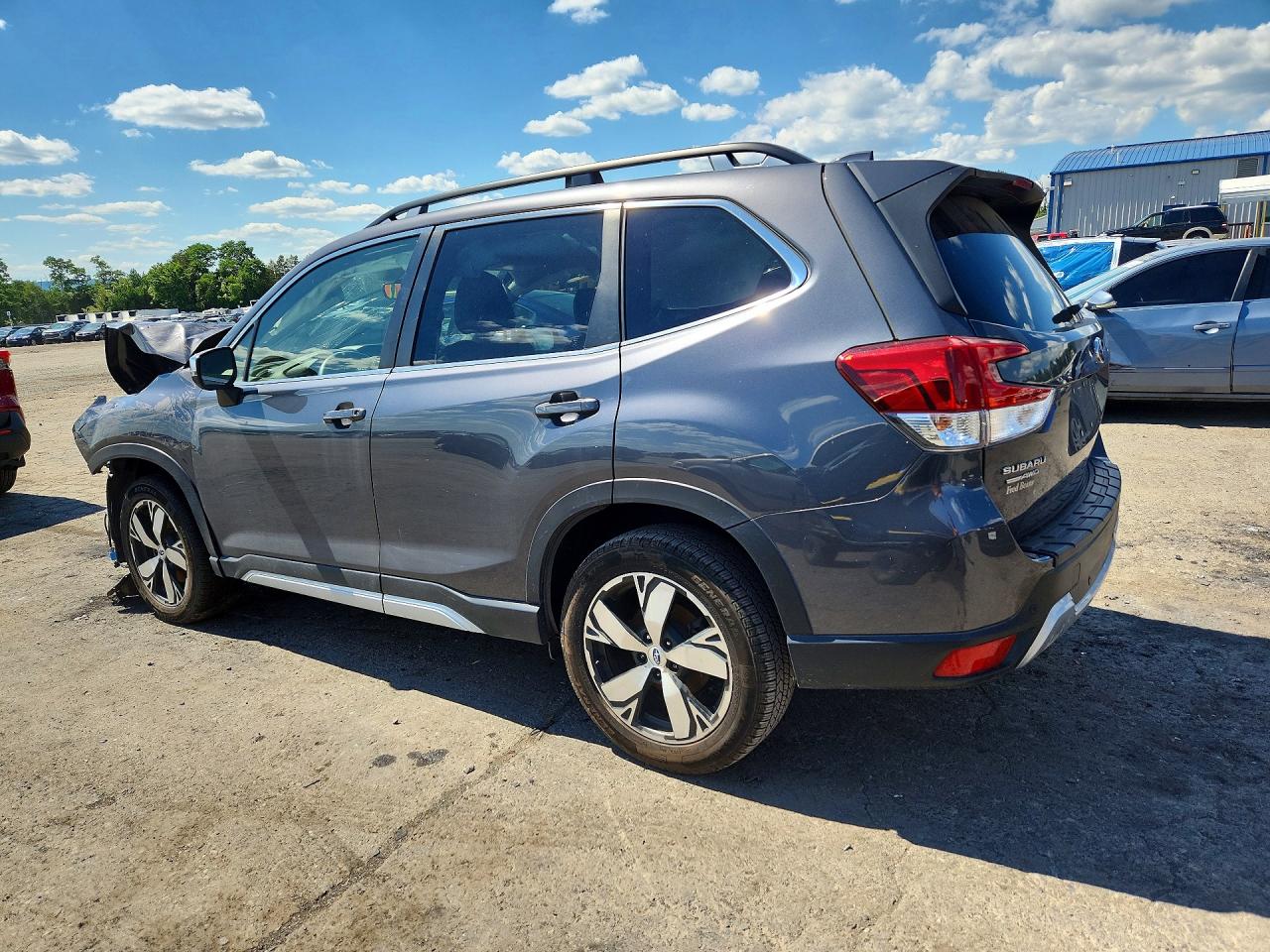 2021 SUBARU FORESTER