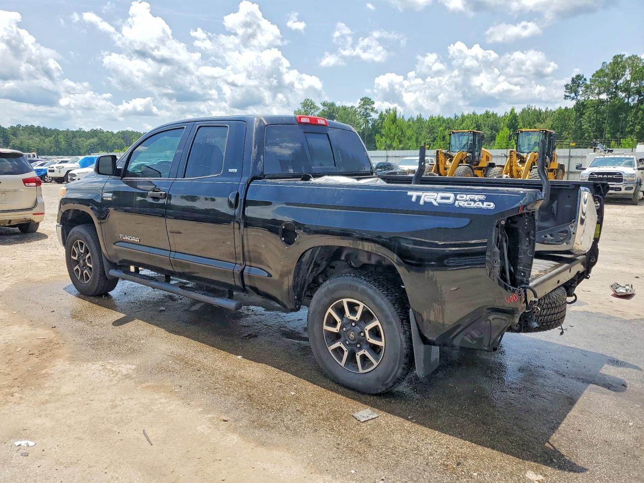 2015 TOYOTA TUNDRA