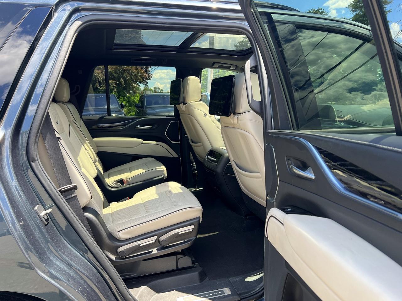2021 CADILLAC ESCALADE