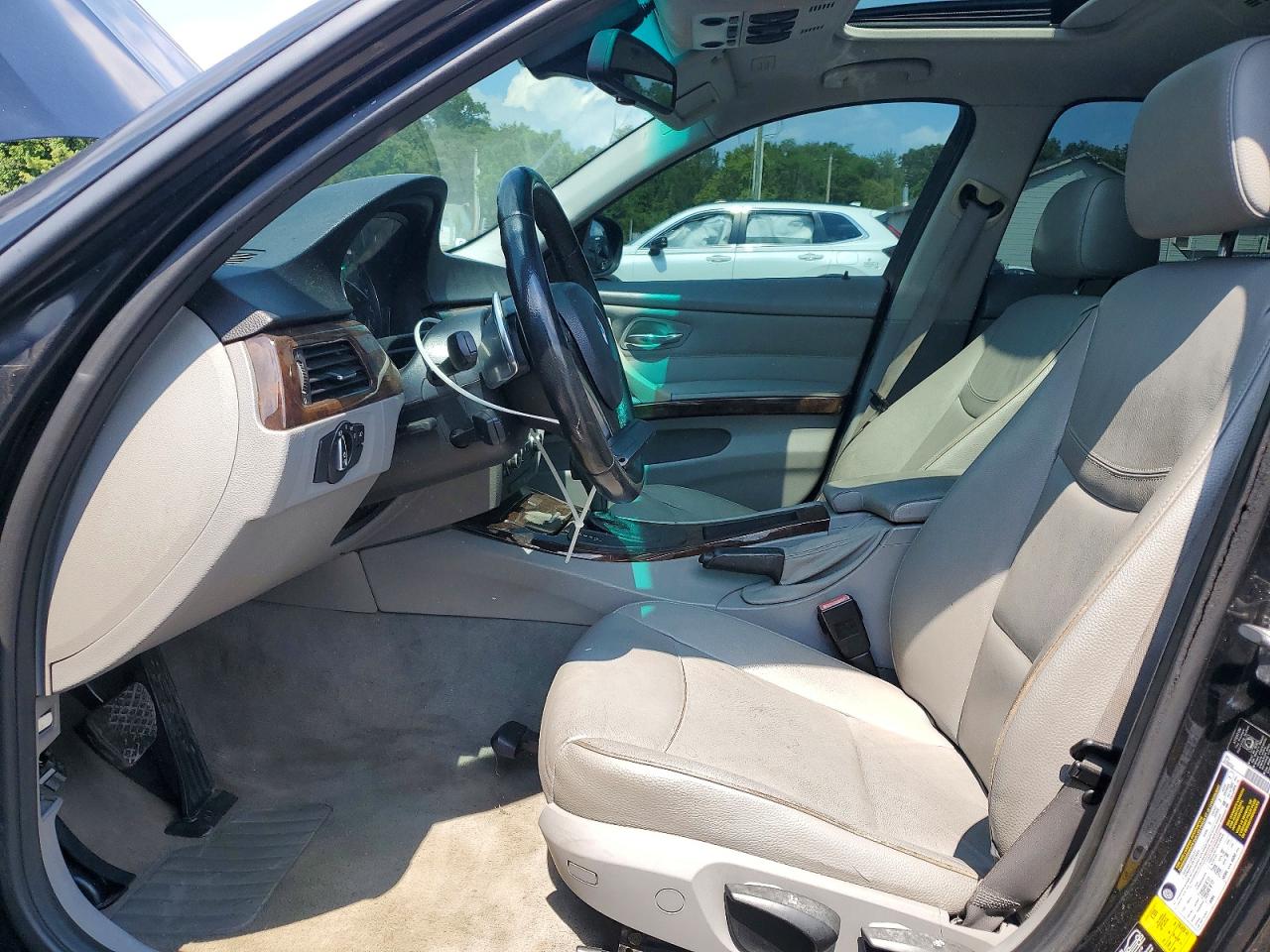 2011 BMW 3 SERIES