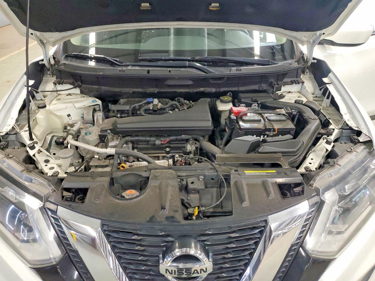 2017 NISSAN ROGUE