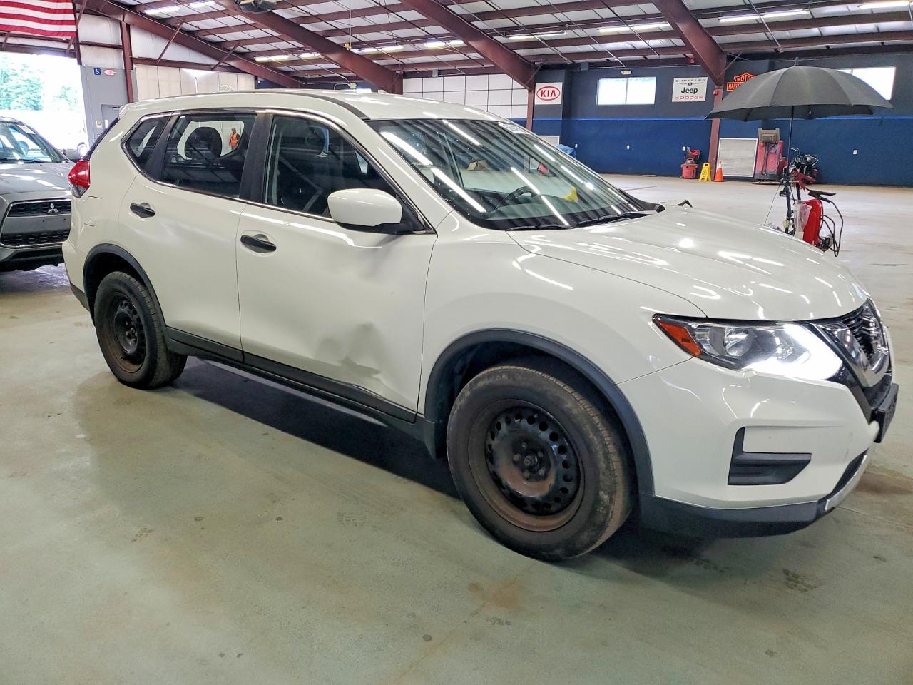 2017 NISSAN ROGUE