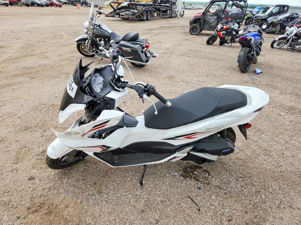 2022 HONDA PCX