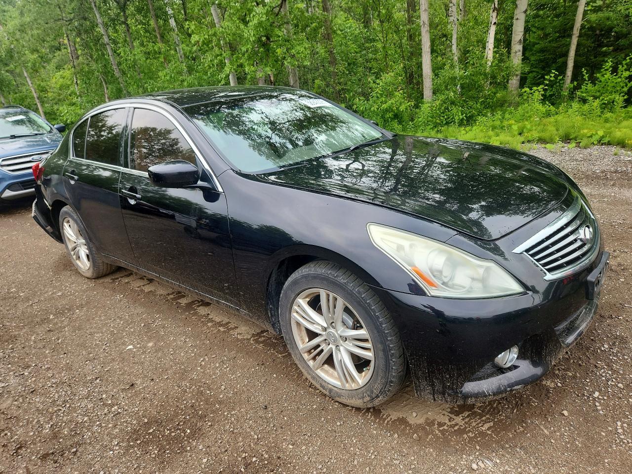 2011 INFINITI G37