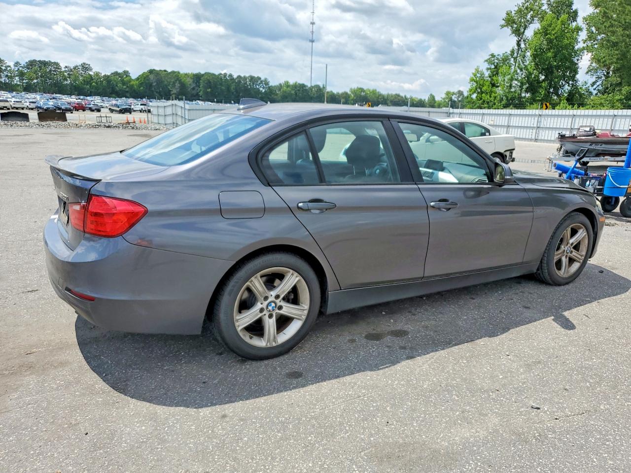 2013 BMW 3 SERIES