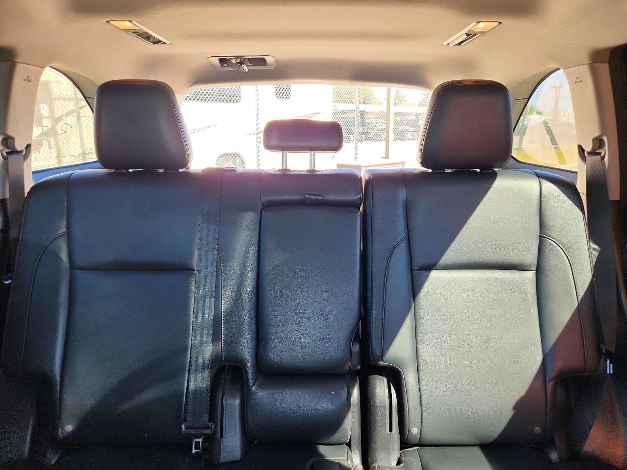 2016 TOYOTA HIGHLANDER