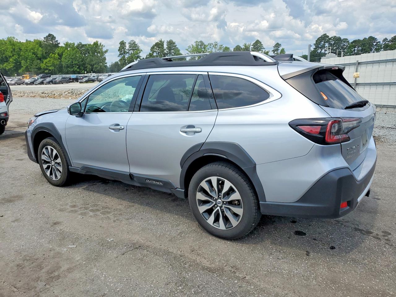 2023 SUBARU OUTBACK